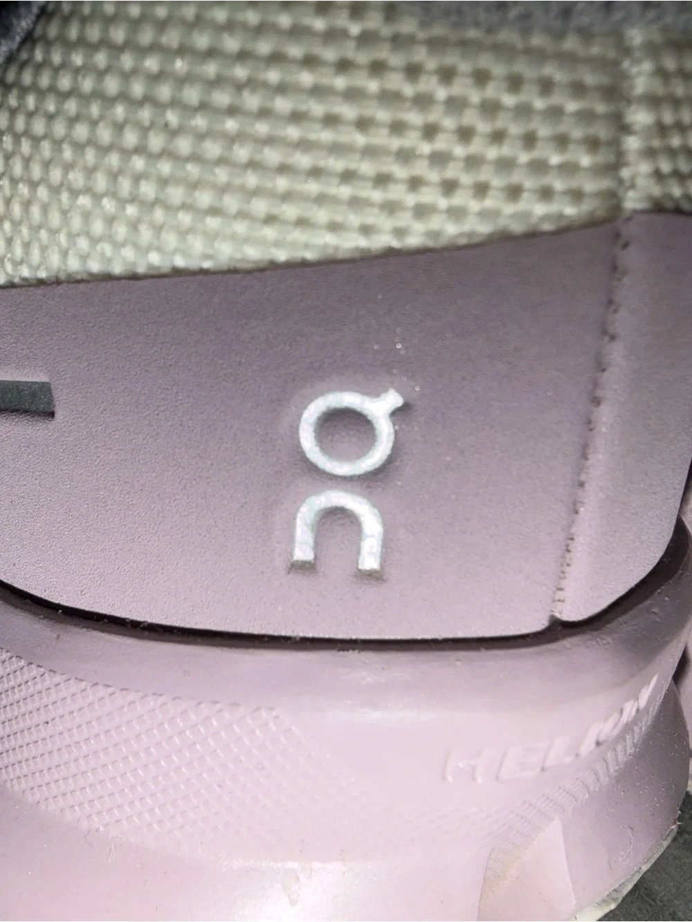 On Cloudventure Women’s Trail Shoe — Cream & Mauve
